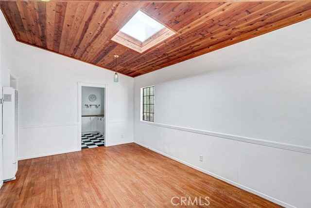1309 Oak Ave - Photo 6 of 8