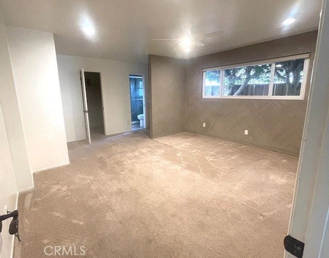 1023 8th St - Photo 4 of 8