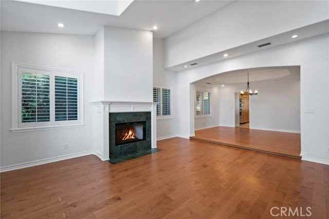1201 17th St - Photo 3 of 8