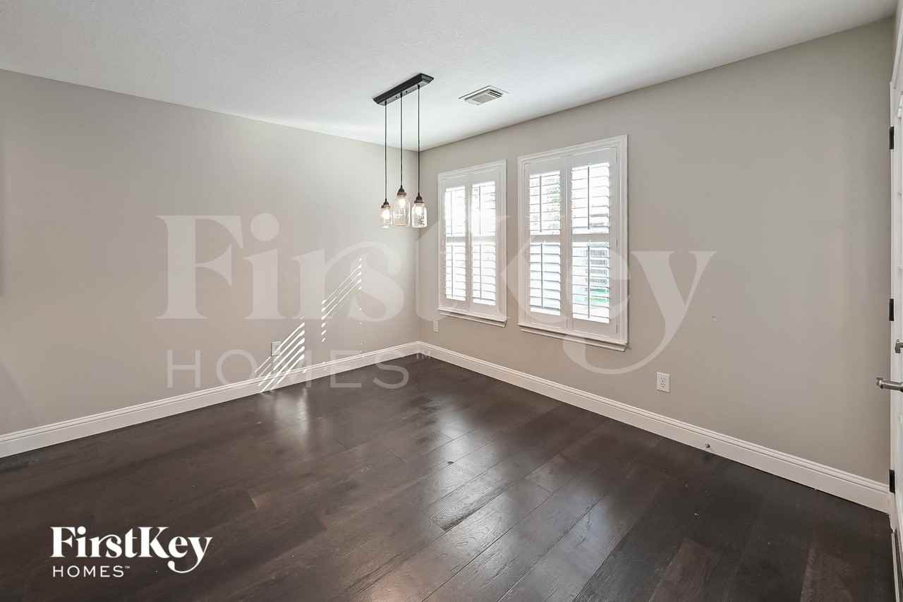 16611 Cypress Marsh Ct - Photo 4 of 15