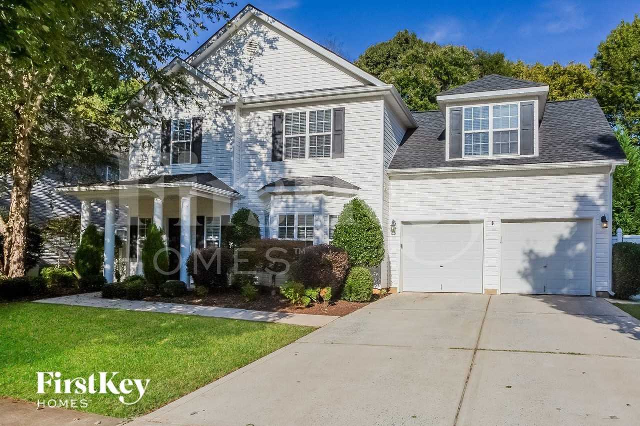 10125 Allison Taylor Ct - Photo 2 of 15