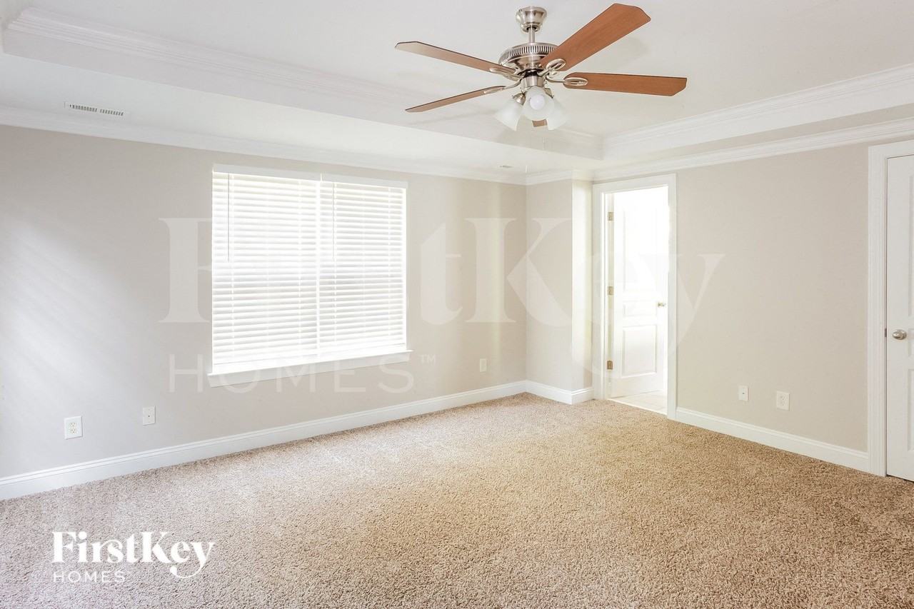 10125 Allison Taylor Ct - Photo 6 of 15