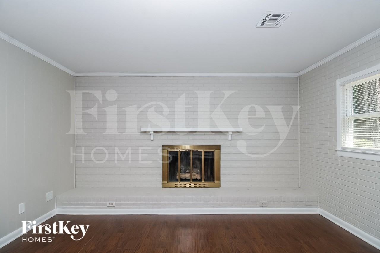 4512 Grendel Rd - Photo 2 of 15