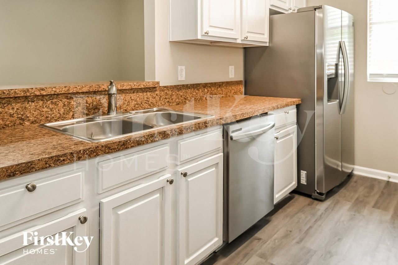 8536 Dandy Ave - Photo 7 of 16