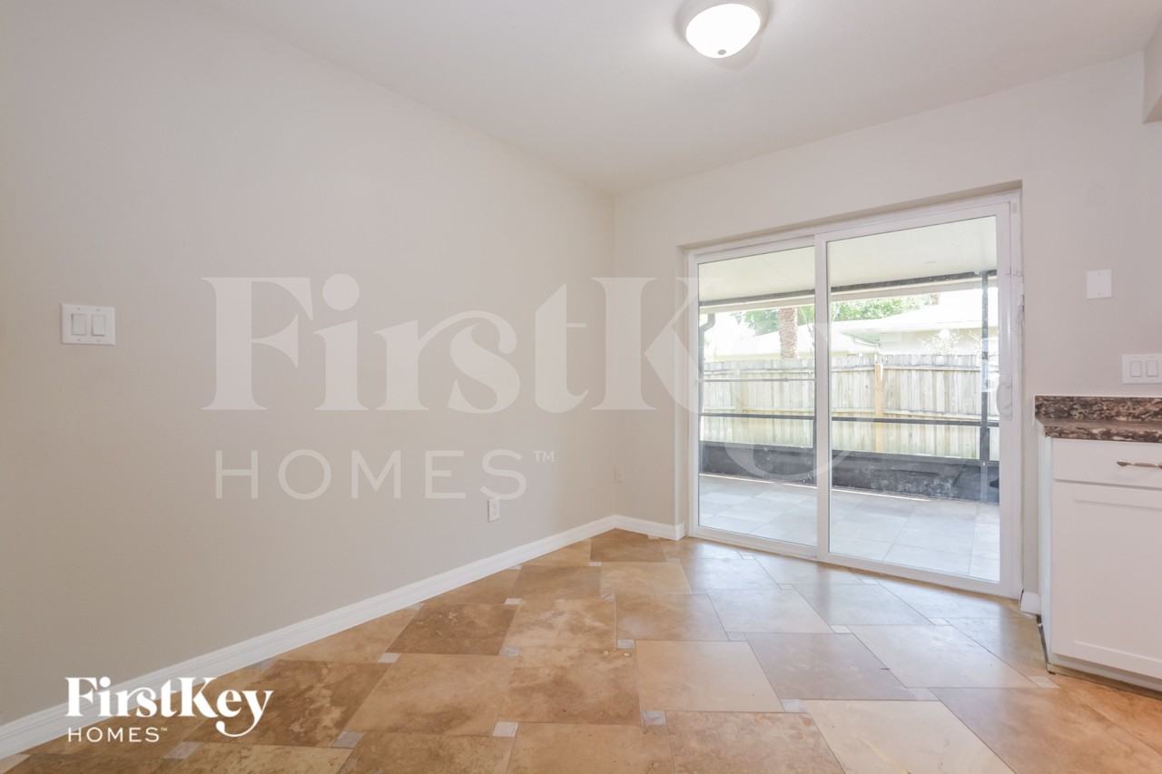 497 Wurst Rd - Photo 4 of 16
