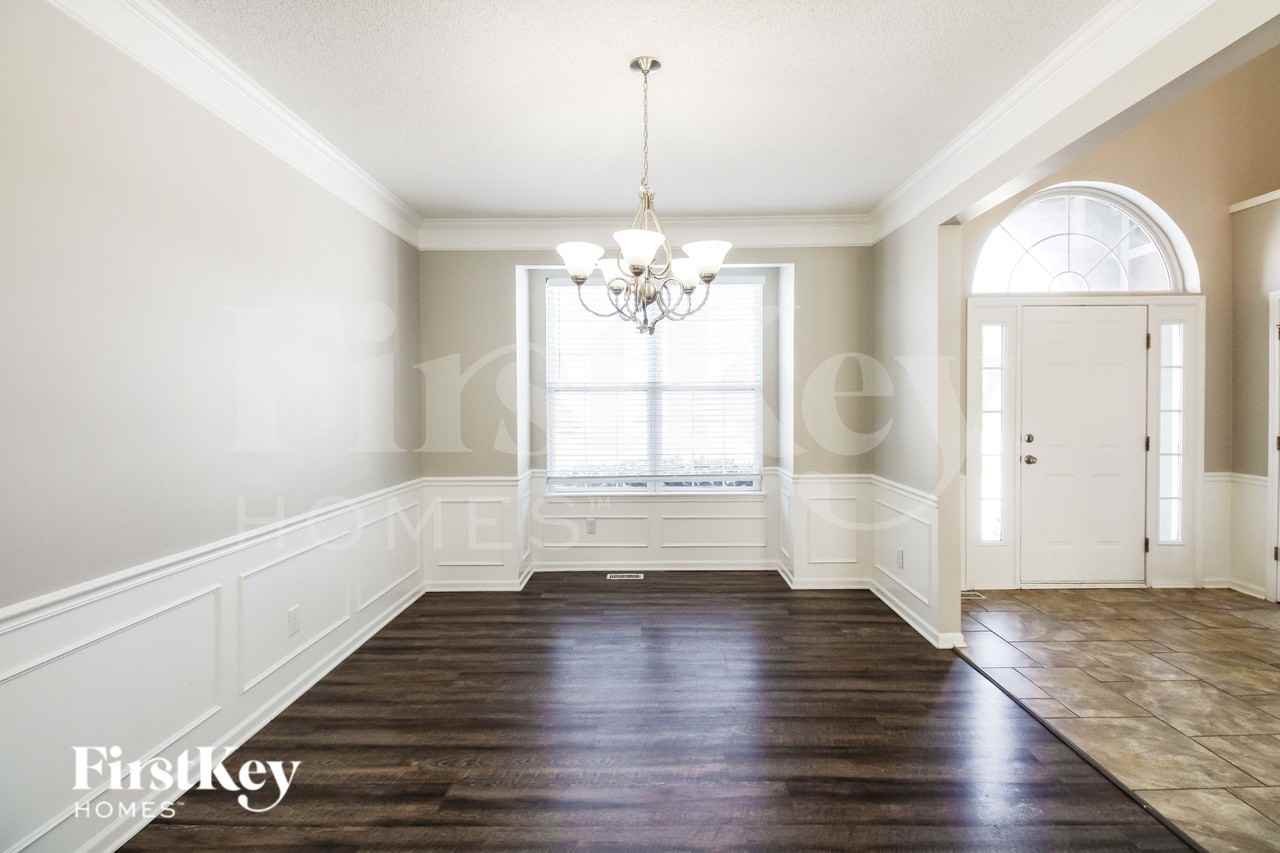 909 Ne 93rd Ct - Photo 5 of 15