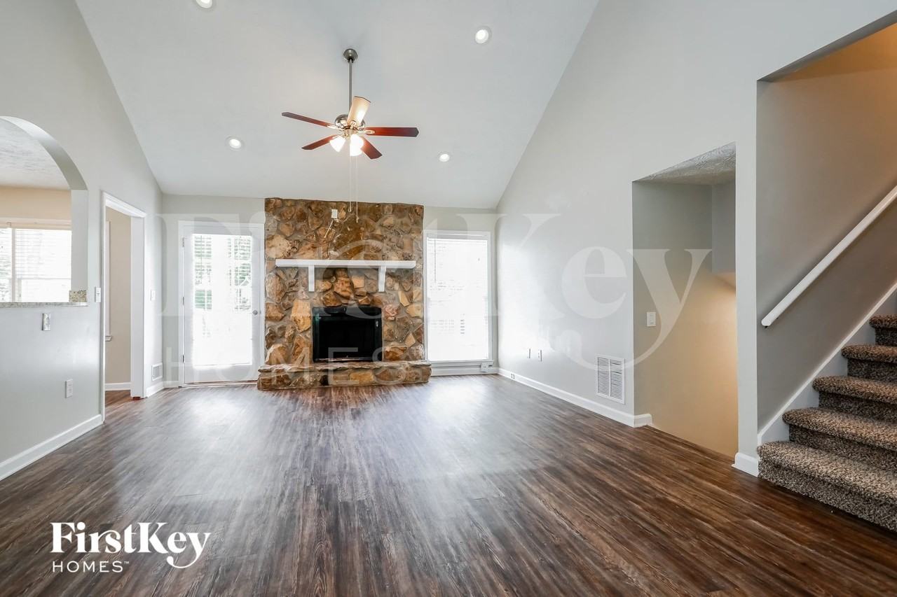 2460 Arbour Trace Vis - Photo 3 of 15