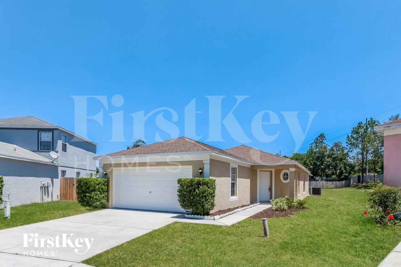 905 Lake Shore Ranch Dr - Photo 2 of 16