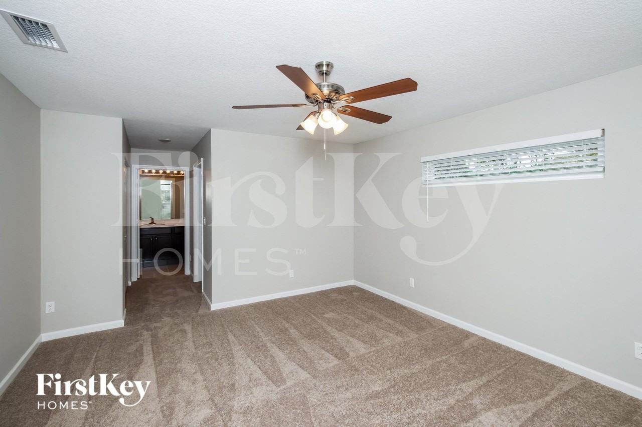 1167 Tarleton St Se - Photo 7 of 15