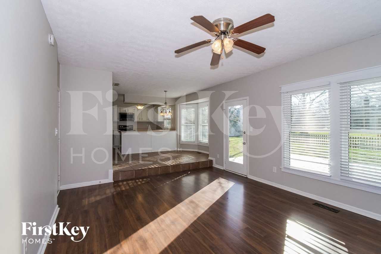 12510 Bentley Blvd - Photo 2 of 15