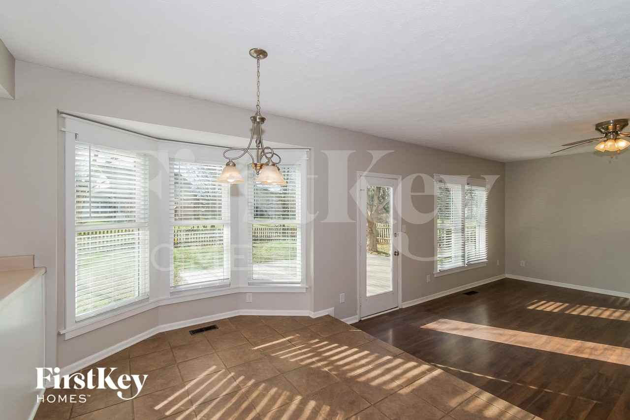 12510 Bentley Blvd - Photo 3 of 15