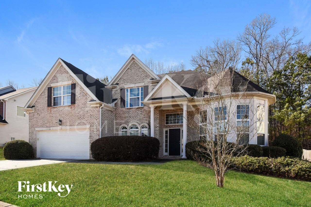 3075 Highgreen Trl - Photo 2 of 15