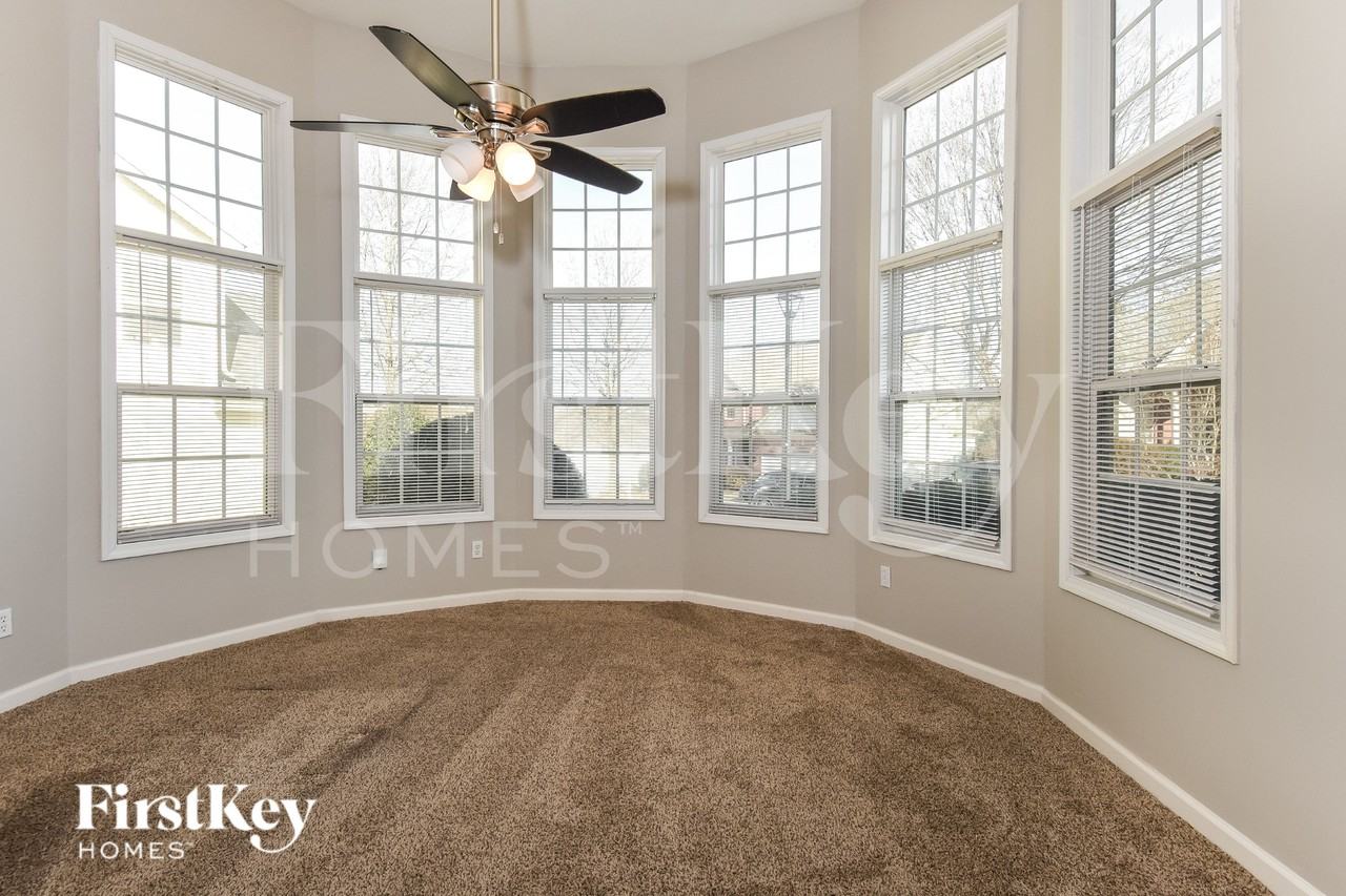 3075 Highgreen Trl - Photo 6 of 15