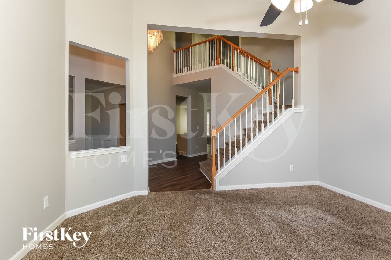 3075 Highgreen Trl - Photo 7 of 15