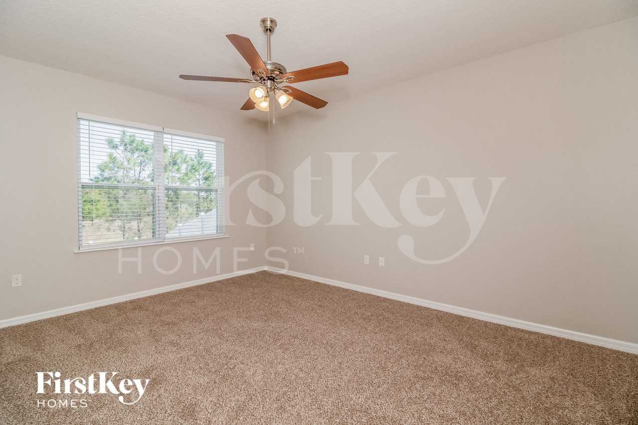 842 Freedom Blvd - Photo 5 of 15