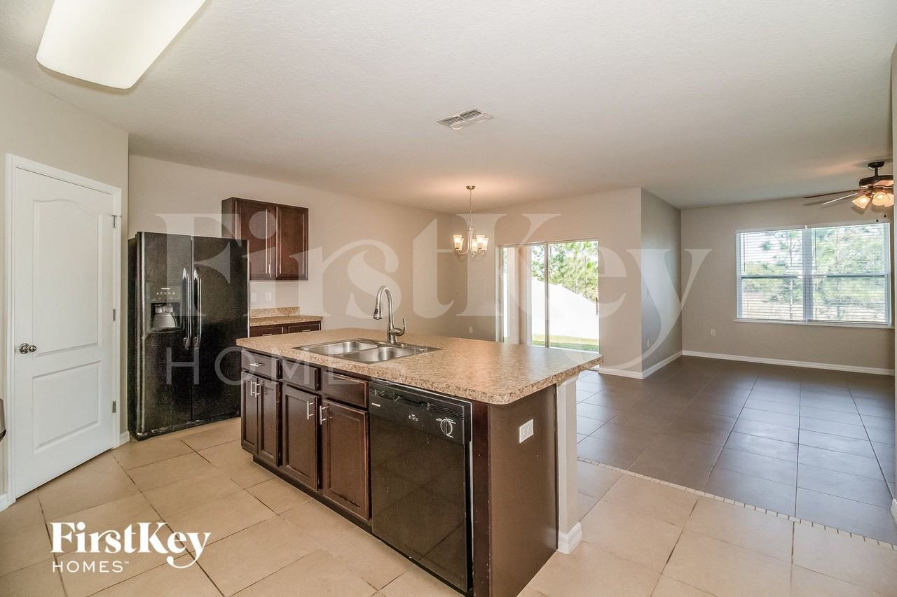 842 Freedom Blvd - Photo 7 of 15