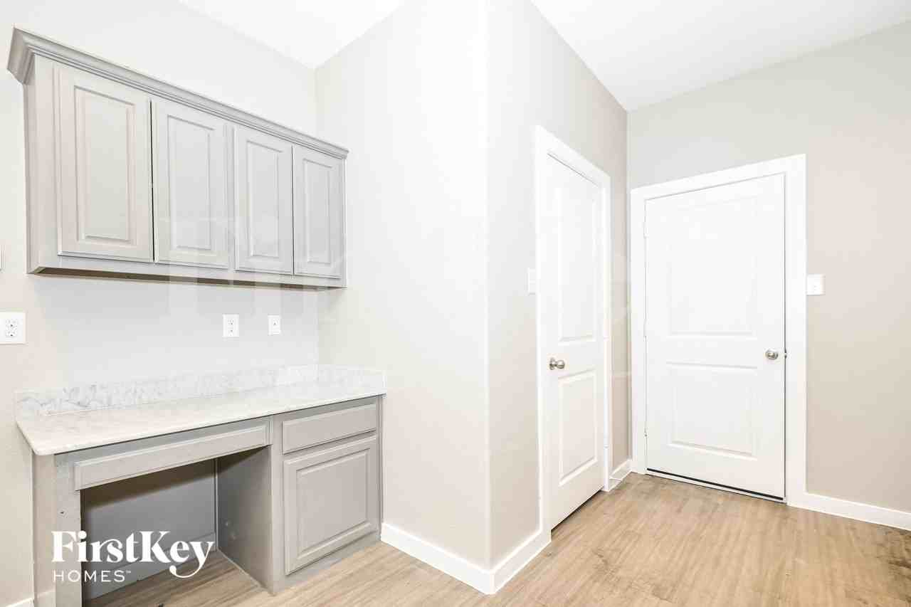 9935 Rio Doso Dr - Photo 6 of 15