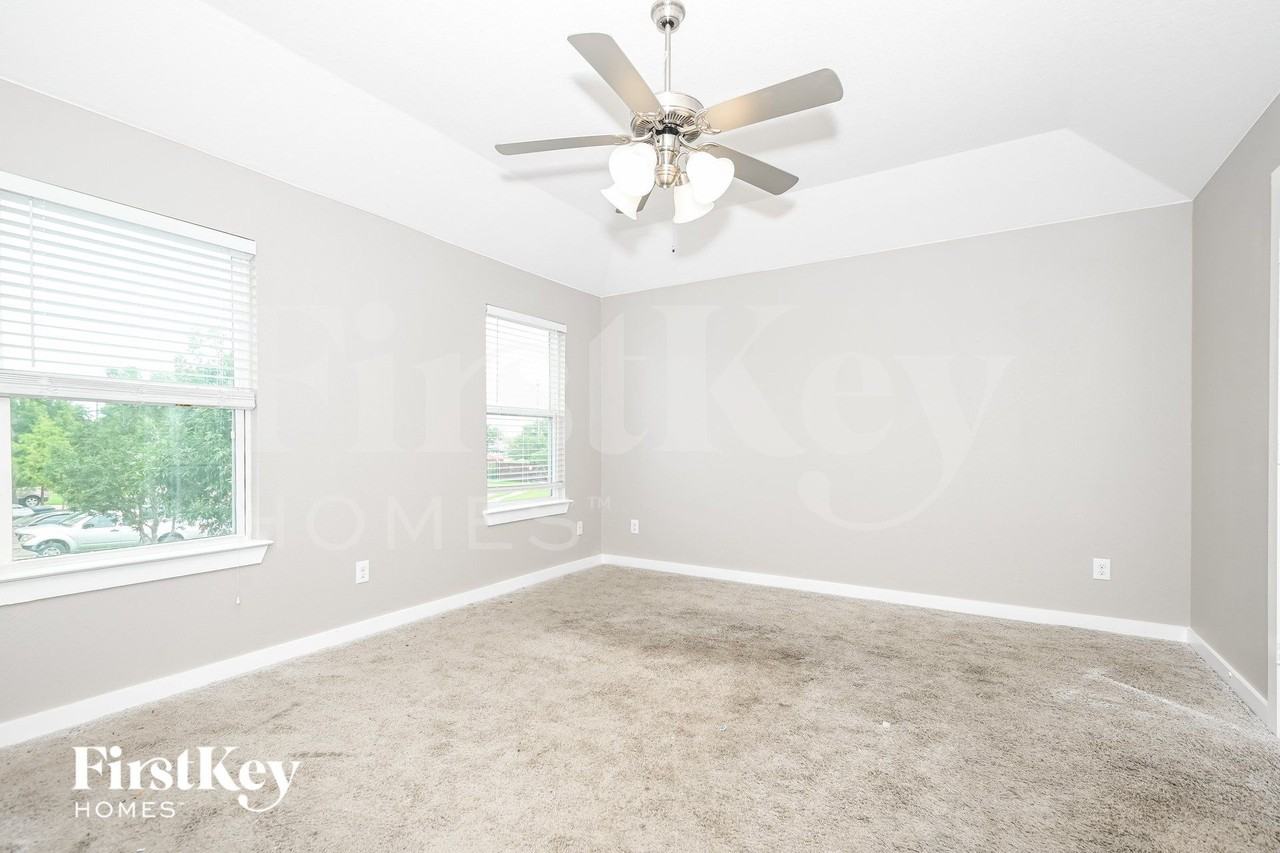 9935 Rio Doso Dr - Photo 7 of 15