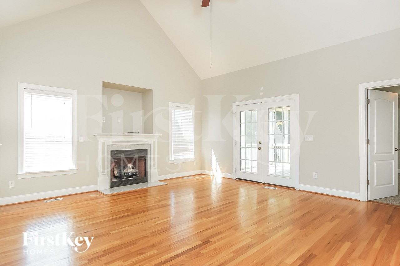 85 Great Oak Dr - Photo 4 of 16