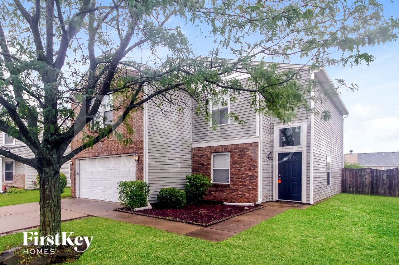 7915 Caraway Pl - Photo 2 of 19