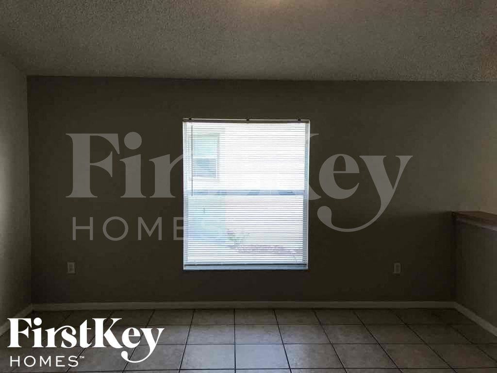 7428 Little Pond Ct - Photo 5 of 20