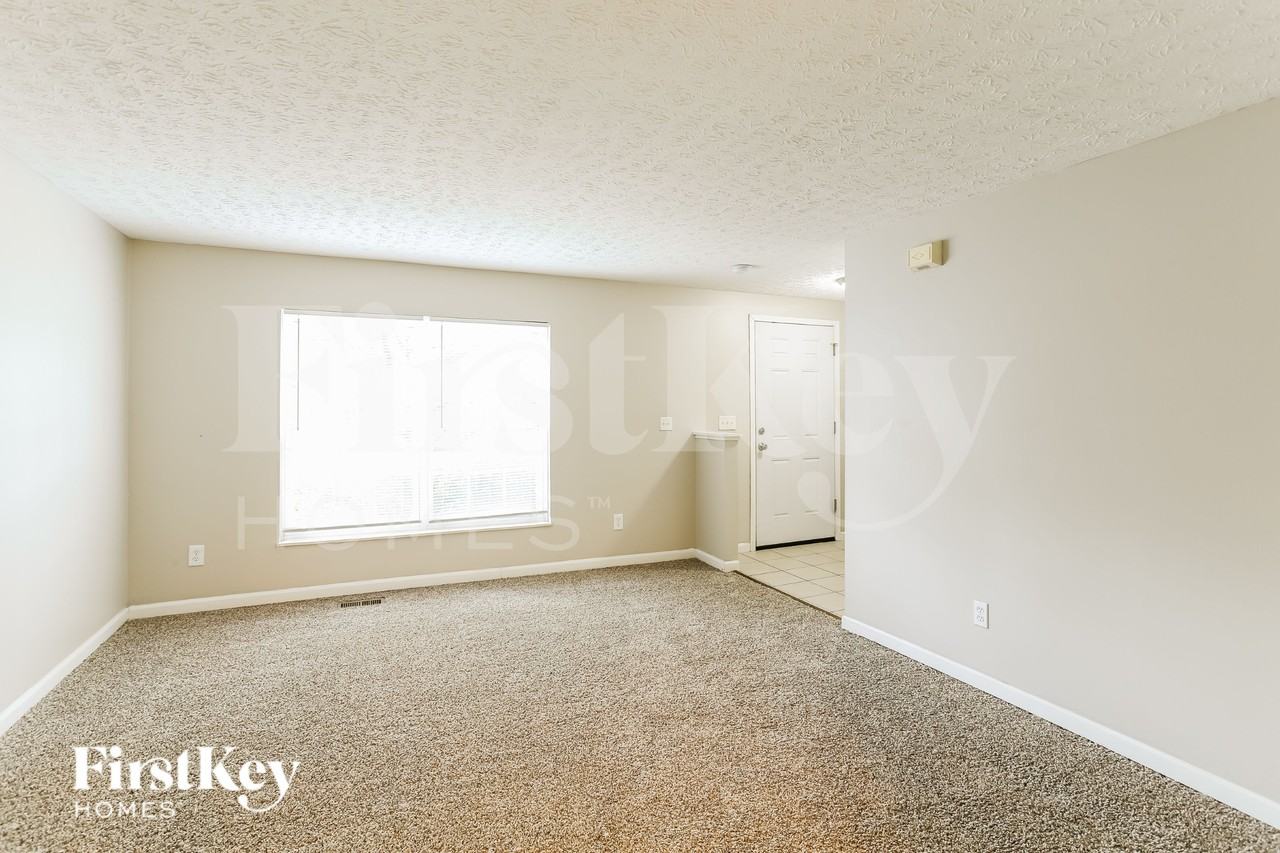 4821 Gilhem Ct - Photo 3 of 16