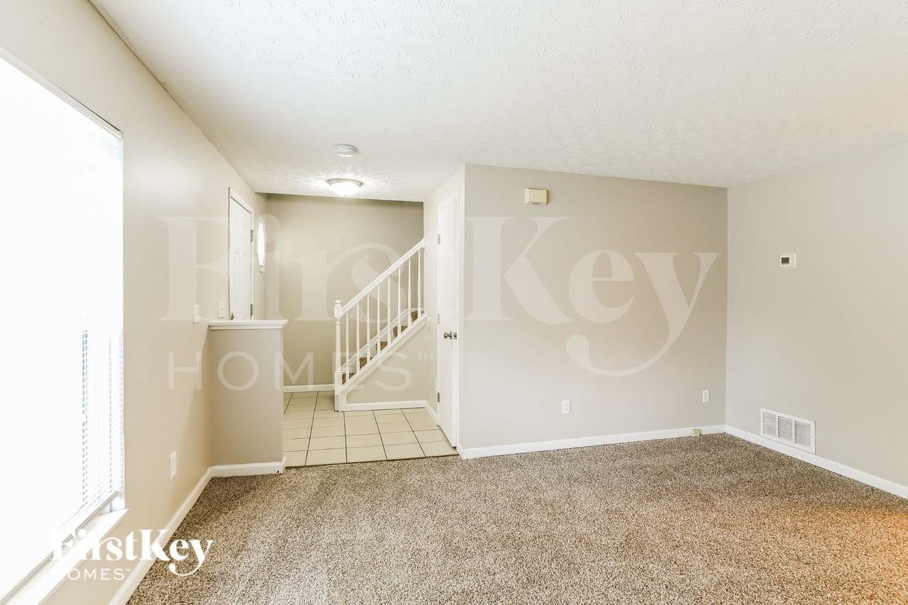 4821 Gilhem Ct - Photo 4 of 16