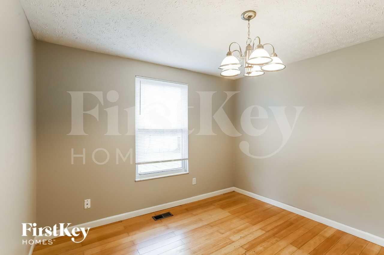4821 Gilhem Ct - Photo 5 of 16
