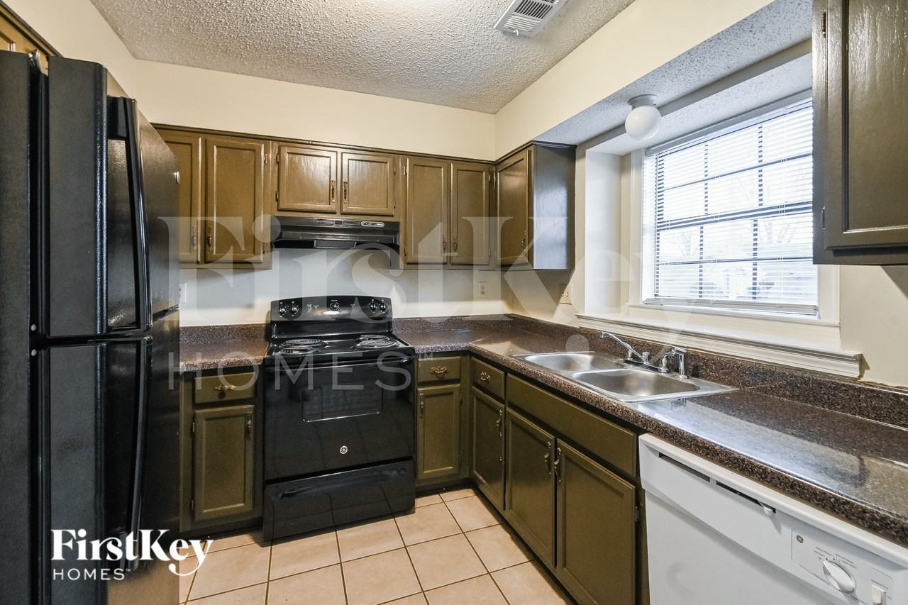 4415 Sunnyslope Dr - Photo 5 of 16