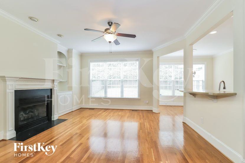 4192 Cypress Grove Ln - Photo 4 of 16
