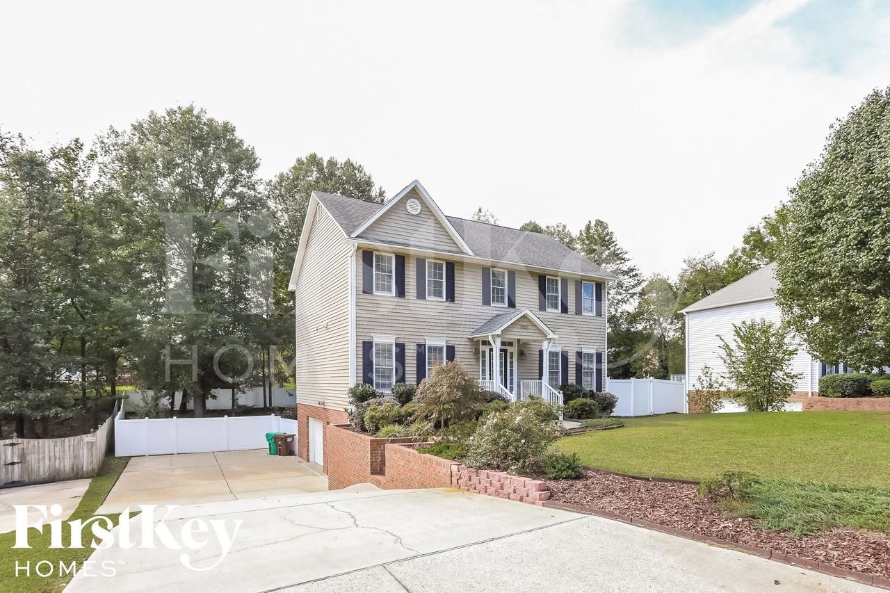 3102 Timberwolf Ave - Photo 2 of 15