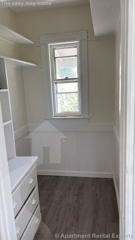 76 Conwell Ave #3 - Photo 3 of 11