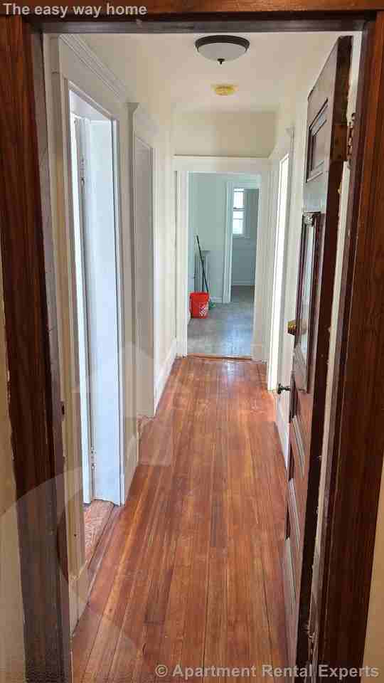 76 Conwell Ave #3 - Photo 6 of 11