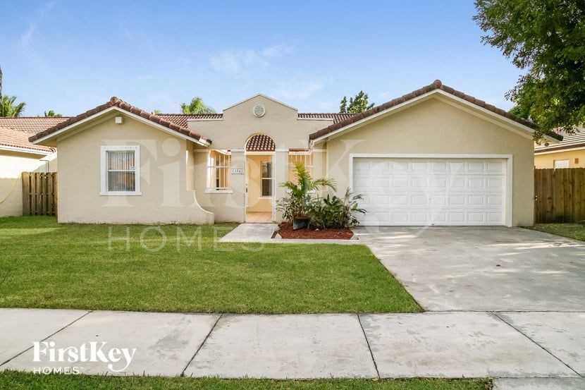 14842 Swterrace - Photo 2 of 15