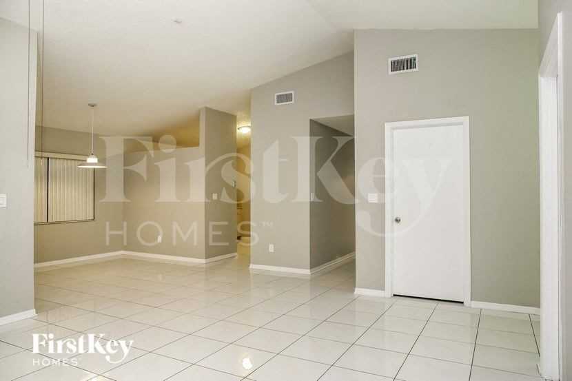 14842 Swterrace - Photo 5 of 15
