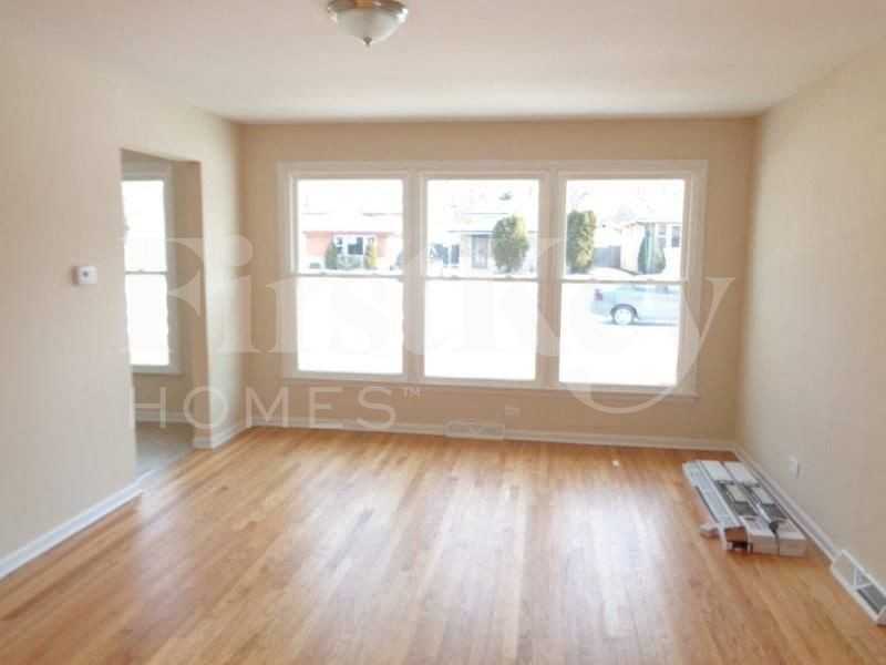 14812 Ellis Ave - Photo 4 of 15