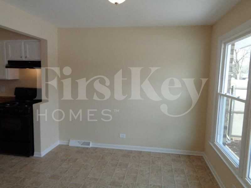 14812 Ellis Ave - Photo 6 of 15