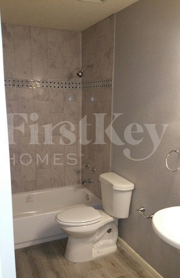 13322 Gendley Dr - Photo 7 of 13