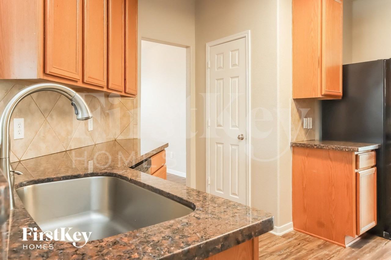 12314 Juniper Tree Ct - Photo 6 of 15