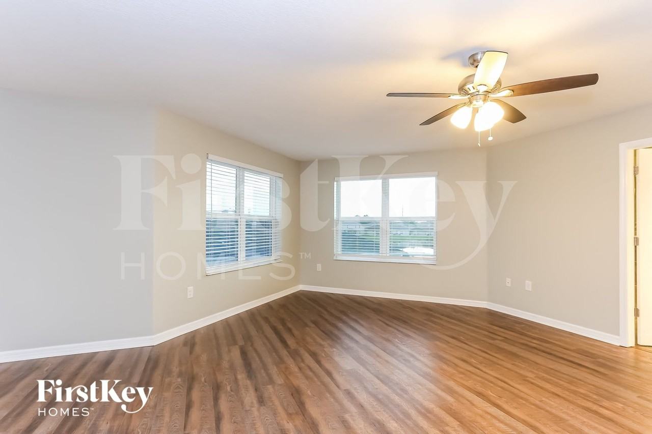 11533 Luckygem Dr - Photo 6 of 15