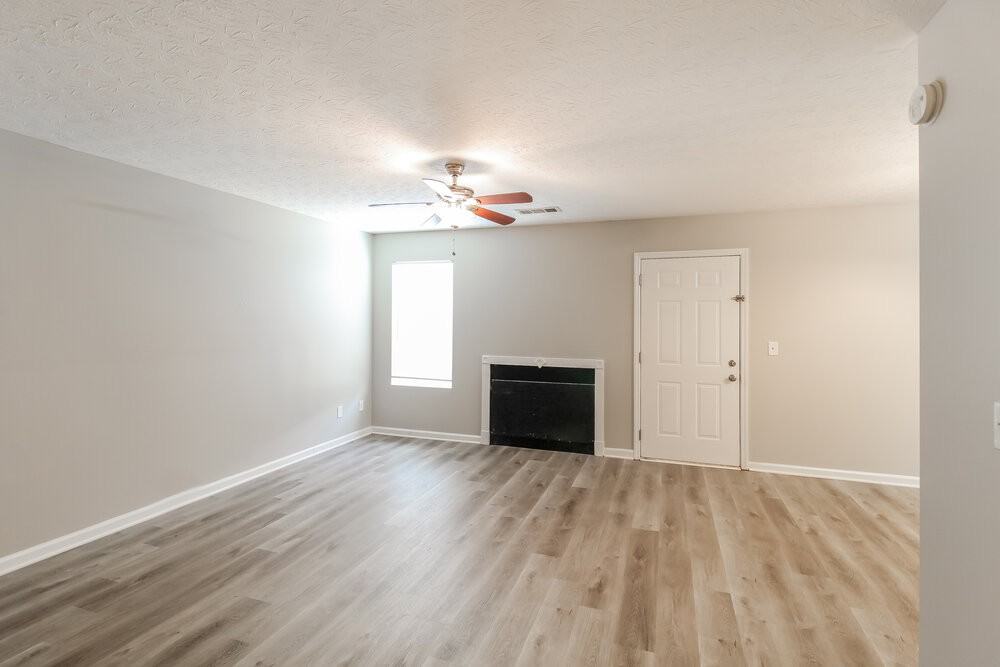 160 Avery Dr - Photo 5 of 16