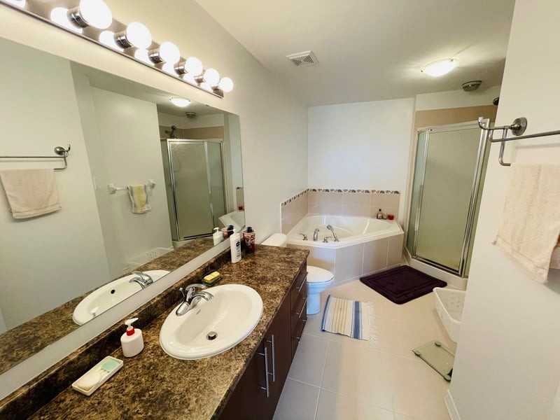 108 Battersea Cres - Photo 7 of 13