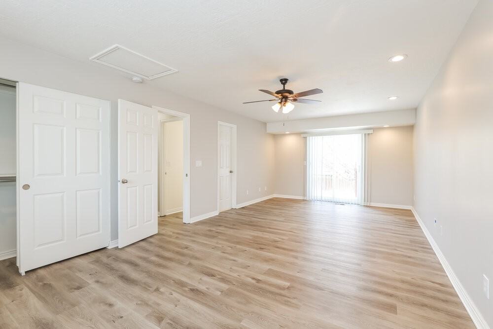 1737 Nw - Photo 6 of 17