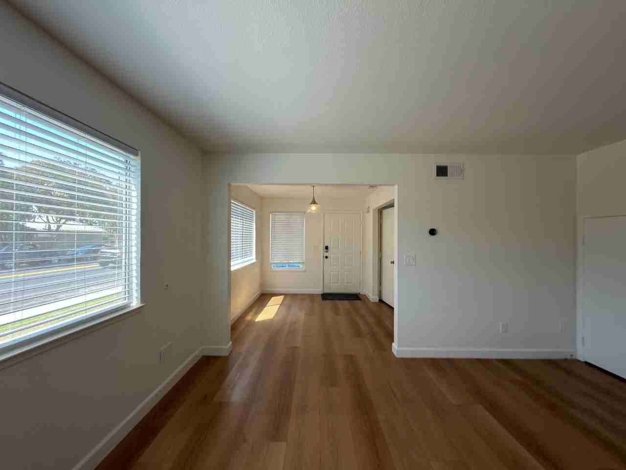 770 Harrison St - Photo 2 of 39