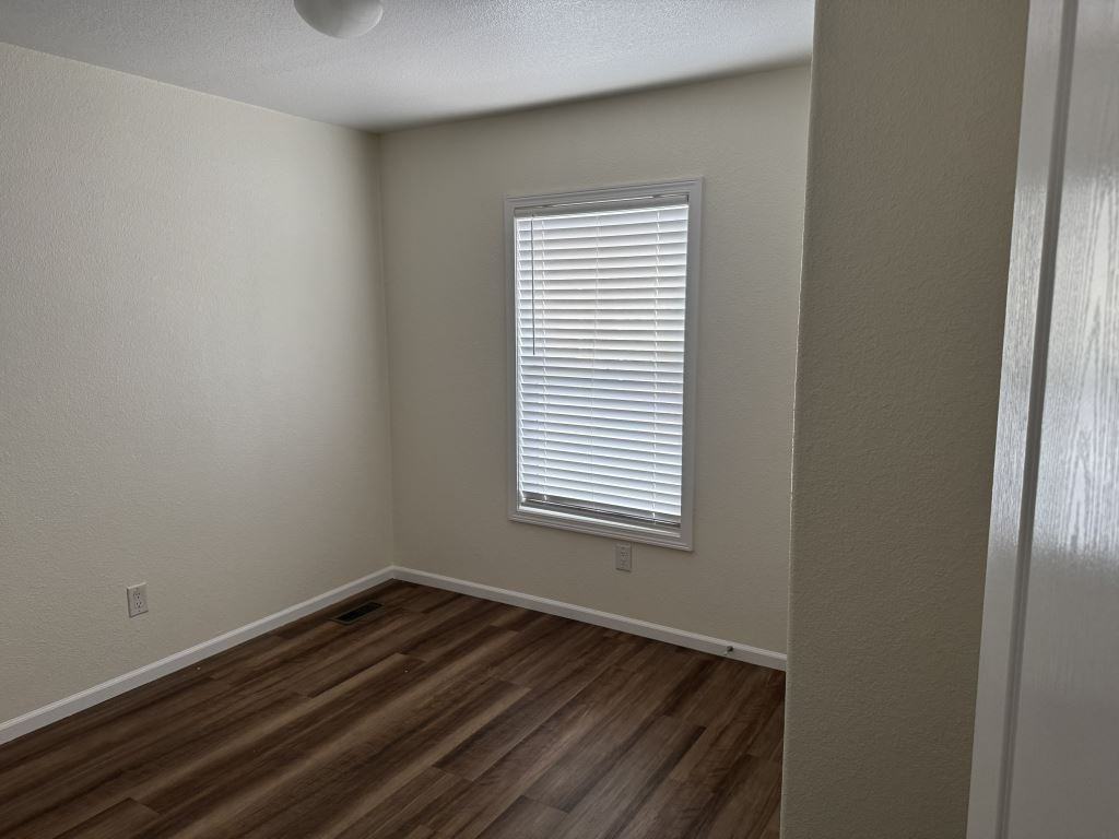 1111 N Lamb Blvd Spc 181 #181 - Photo 5 of 31