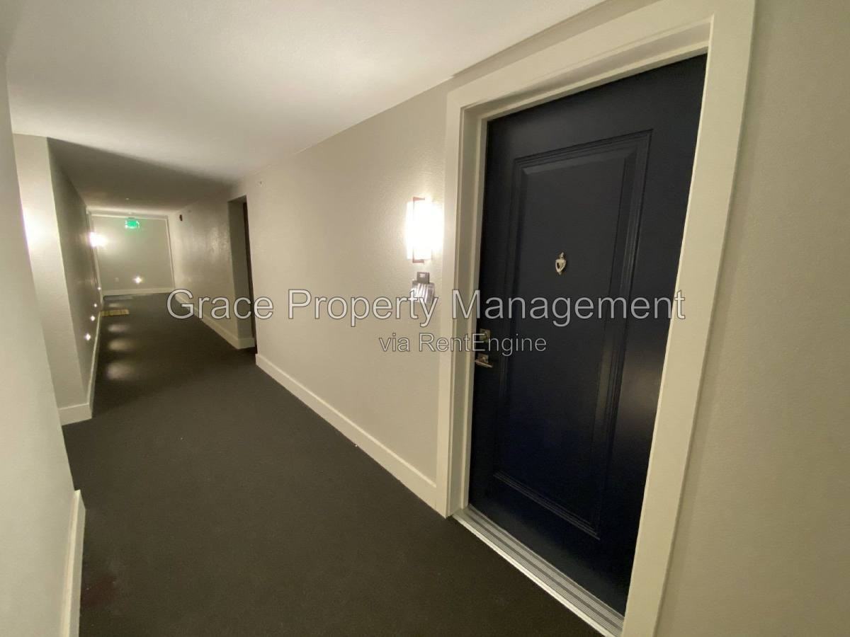 431 E Bayaud Ave #301 - Photo 2 of 10