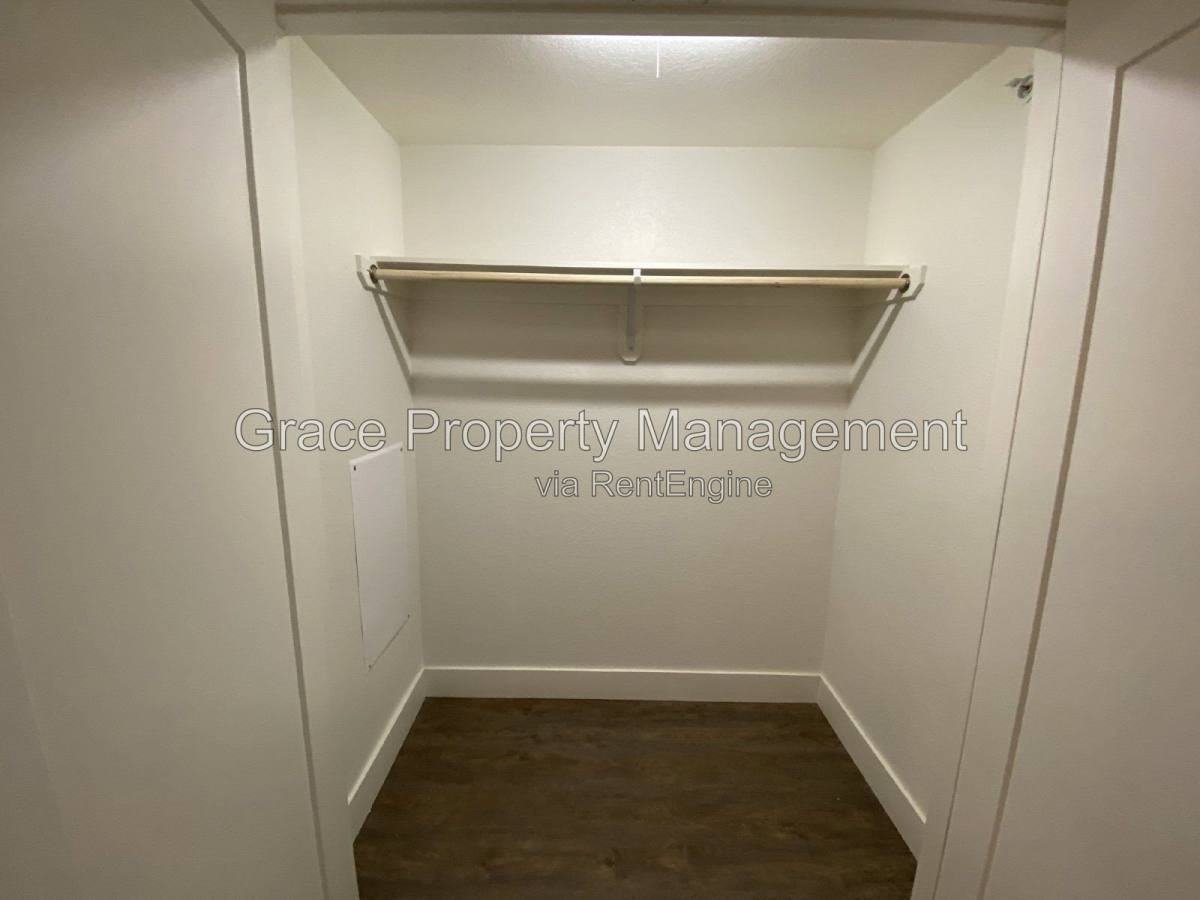 431 E Bayaud Ave #301 - Photo 7 of 10