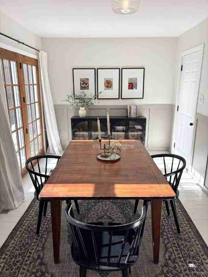403 W Van Buren St - Photo 3 of 10