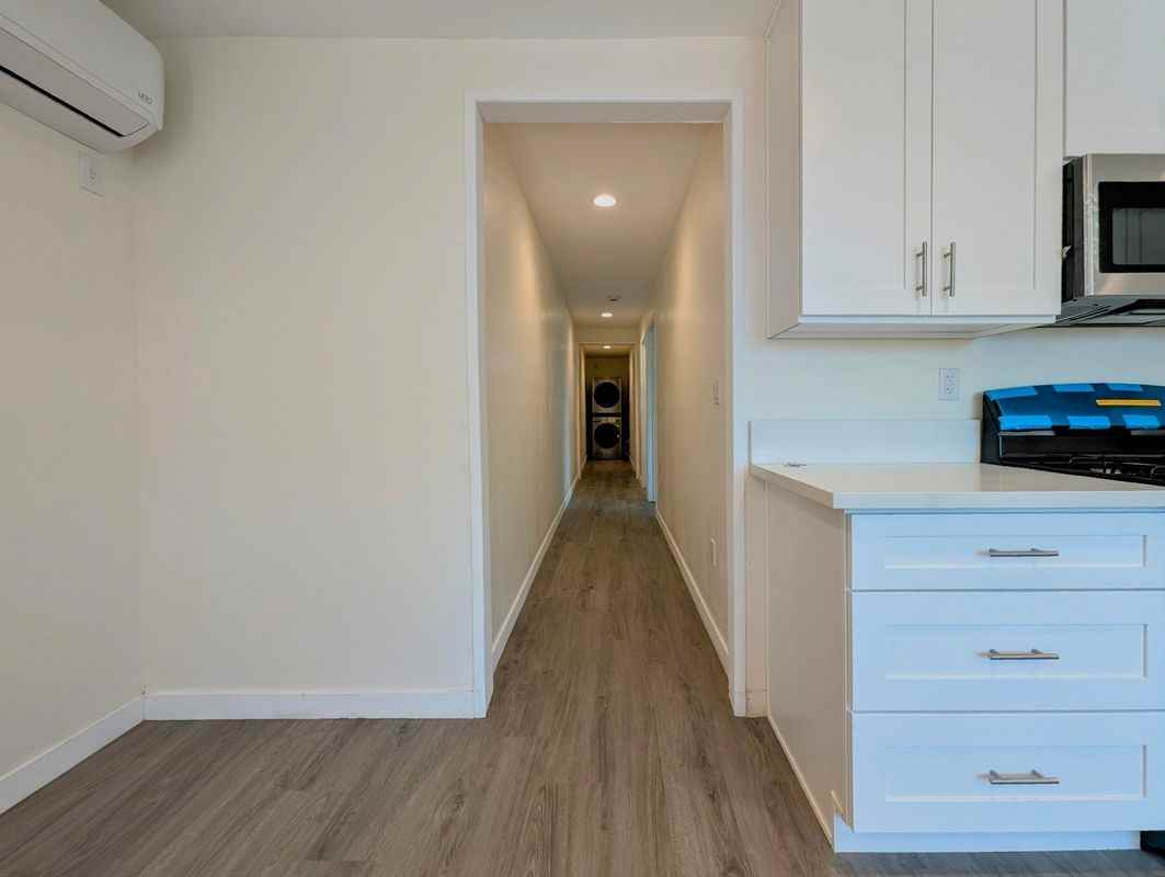 1575 Munson Ave ##1/2 - Photo 7 of 22