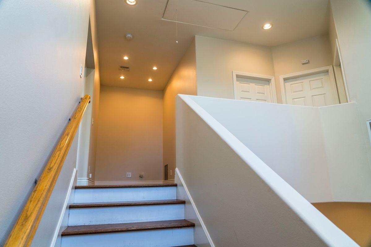 529 S Bandini St - Photo 6 of 17